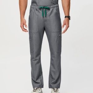 FIGS Men’s Cairo Cargo Scrub Pants